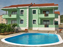Zadar apartments with pool